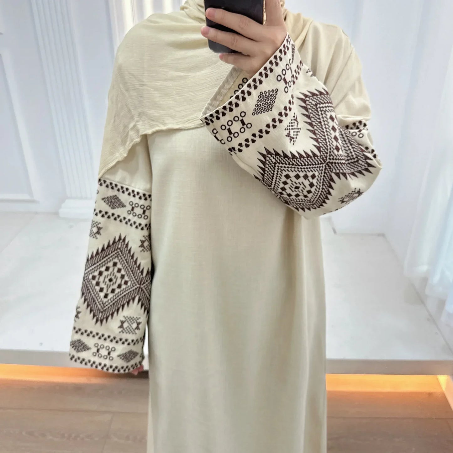 Embroidery Cuff Closed Abaya Dress Muslim Abayas for Women Dubai Luxury Turkey African Dresses Islmaic Clothes Hijab Robe Kaftan