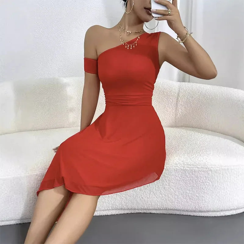 Cross-Border Sexy Pure Color Tube Top Dress with Slant Shoulder Design And Double Layer Mesh Backless Gown for Women