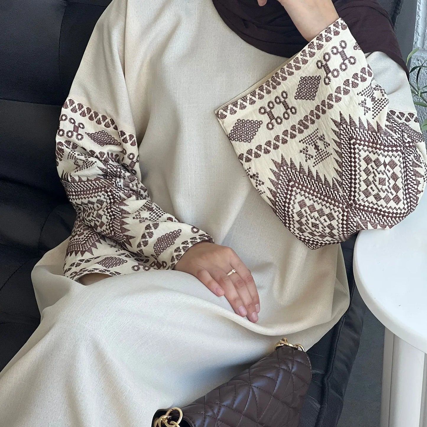 Embroidery Cuff Closed Abaya Dress Muslim Abayas for Women Dubai Luxury Turkey African Dresses Islmaic Clothes Hijab Robe Kaftan