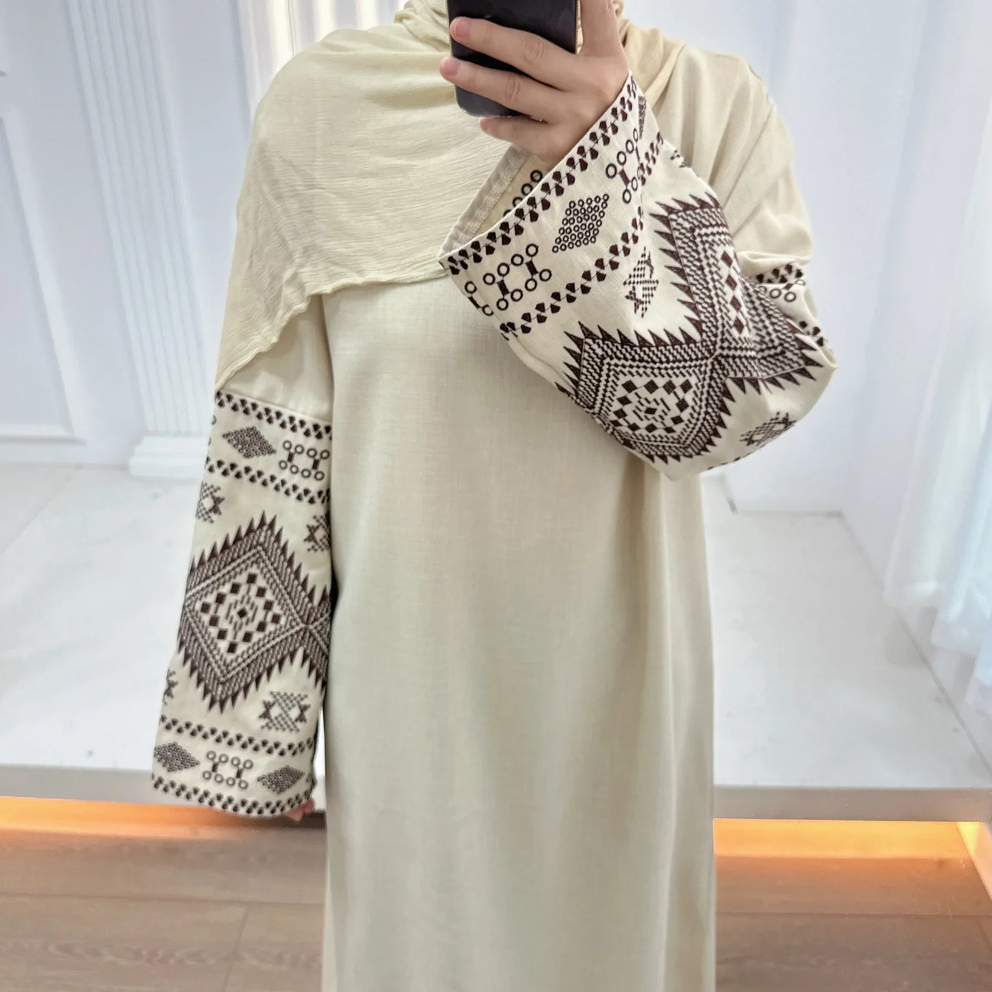 Embroidery Cuff Closed Abaya Dress Muslim Abayas for Women Dubai Luxury Turkey African Dresses Islmaic Clothes Hijab Robe Kaftan