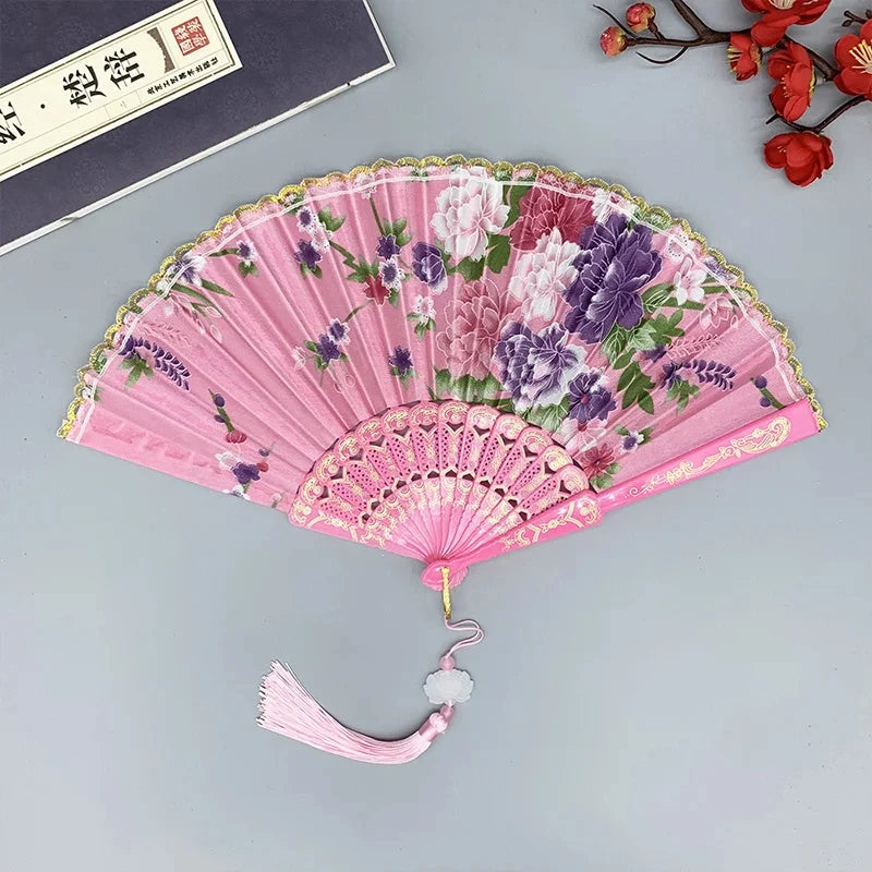 Chinese Style Vintage Silk Folding Fan Japanese Art Crafts Gift Home Decorations Dance Hand Fan Handmade Room Decoration Fans