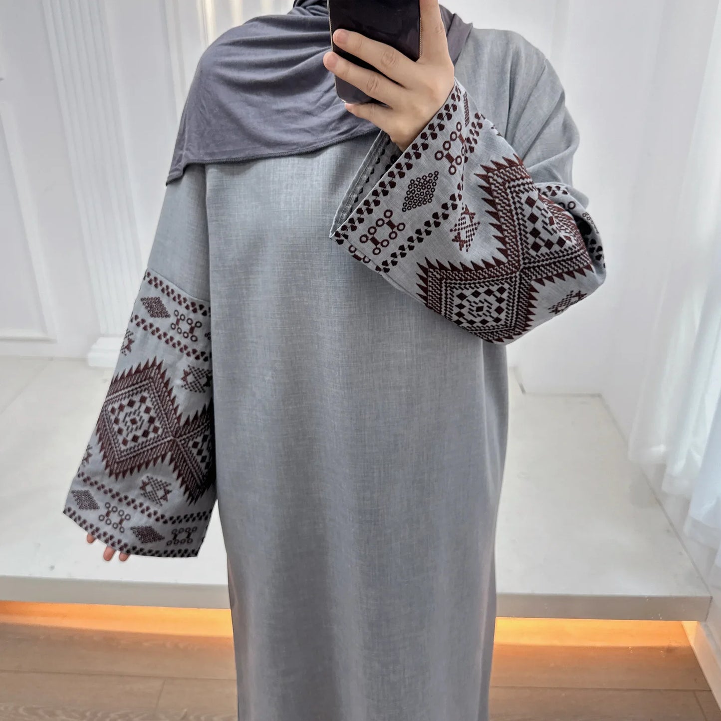 Embroidery Cuff Closed Abaya Dress Muslim Abayas for Women Dubai Luxury Turkey African Dresses Islmaic Clothes Hijab Robe Kaftan